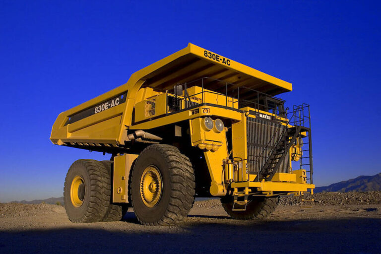 Komatsu Truck